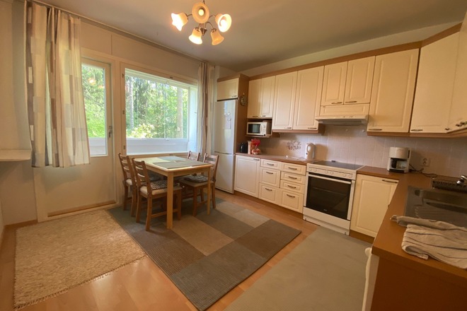 furnished room in Espoo, bills covered, from 1.9.2025
