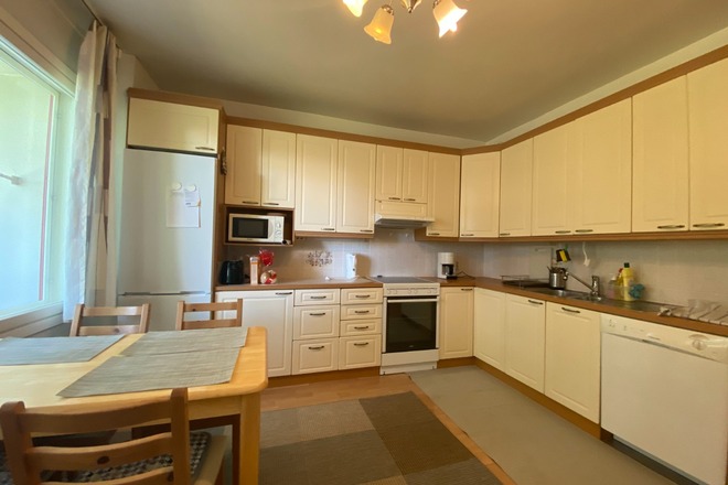 furnished room in Espoo, bills covered, from 1.9.2025