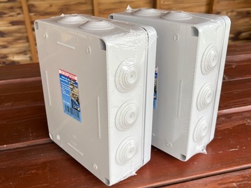 À vendre: Boites de dérivation étanches DEBFLEX