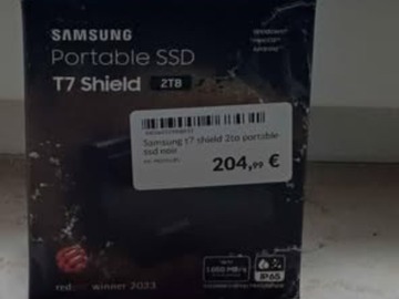 À vendre: Av disque dur ssd externe 2tb 2to, encore garantie 1 an