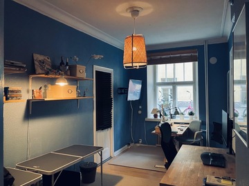 Renting out: Työpaikka jaetussa työhuoneessa Katajanokalla
