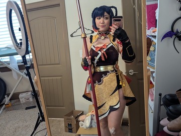 Selling with online payment: Xiangling Genshin Impact Cosplay