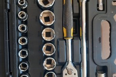 À louer: Stanley STMT82830-1 Coffret De 20 Douilles ½’’ + Cliquet 72 Dents