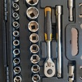 À louer: Stanley STMT82830-1 Coffret De 20 Douilles ½’’ + Cliquet 72 Dents
