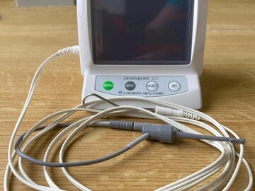 Gebruikte apparatuur: J. Morita DP-ZX Root ZX II Dental Endodontic Apex Locator RCM-EX