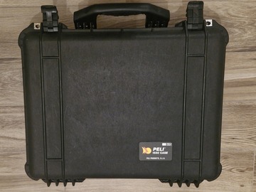 À vendre: PeliCase 1550 Valise Protector avec mousse [parfait état]
