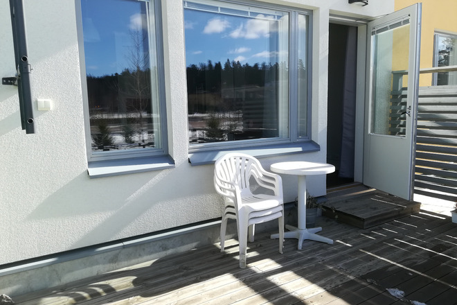 40m² bright fully furnished modern studio with good view.