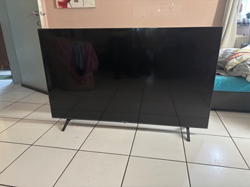 Faire offre: Grande Smart TV 4K LG 168 cm 