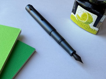 Renting out: Hongdian M2 (M nib)