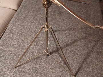 Selling with online payment: Leedy vintage snare stand