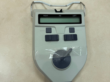 Selling with online payment: Pupilometer (BRAND NEW)
