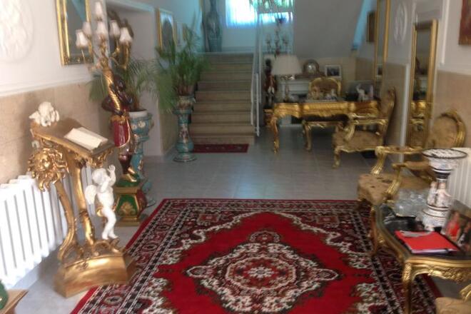 Mehrfamilienhaus, WG, Gewerbe Wohnheim zu verkaufen, verpachten, 
