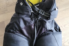 Verkaufen mit Online-Zahlungen: CCM Boss, HP 3092, Hose junior M, schwarz 