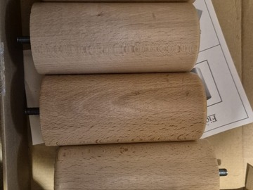 Vente: 4 pieds sommier lit ronds bois massif 