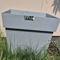 Vente: Pot toscane gris en plastique avec sa coupelle