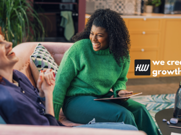 Startups: hirewood | we create growth.