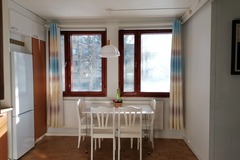 Renting out: funished room nearby university