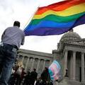 Looking for volunteers: LGBT HOTLINE VOLUNTEERS