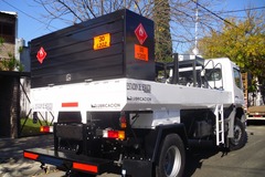 En alquiler: CAMION LUBRICADOR ABIERTO