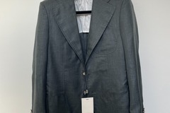 Selling with online payment: [EU] NWT Suitsupply dark green Piacenza jacket, size 38R