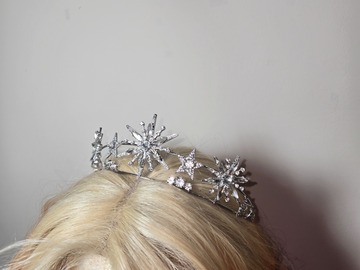 Selling with online payment: Stars/Moon metal crown 