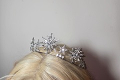 Selling with online payment: Stars/Moon metal crown 
