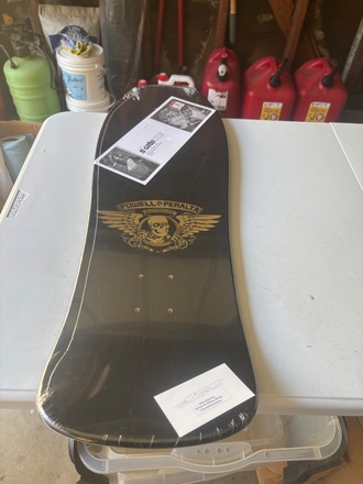 Per Welinder Powell Peralta sign deck - ACTION VINTAGE