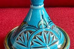 Selling: TAJINE BLEUE
