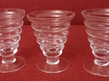 Vente: LOT DE 3 VERRES DIGESTIF OU CAFE