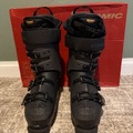 Winter sports: For Sale – Atomic Ski Gear Bundle – Lightly Used, Great Condition