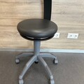 Gebruikte apparatuur: Werkstoel Sirona met rugleuning
