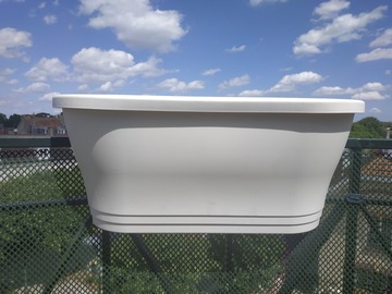 Vente: Balconniere à cheval 