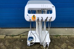 Nieuwe apparatuur: Dentale unit verrijdbaar zonder compressor