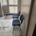 Gebruikte apparatuur: Gestoffeerde wachtkamerstoelen
