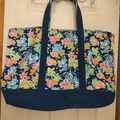 Selling with online payment: Lilly Pulitzer Mickey & Minnie Tote 