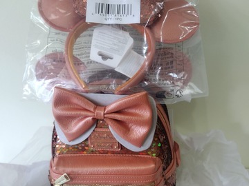 Selling with online payment: Loungefly Disney Sequin Peach BP & Ears