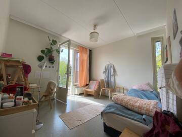Renting out: Room in shared flat for July/August or short term in July/August
