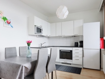 Annetaan vuokralle: A stylish and spacious apartment in Espoo