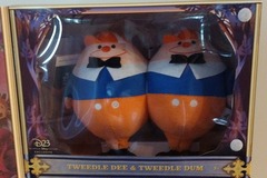 Selling with online payment: Tweedle Dee & Tweedle Dum Alice in Wonderland D23 Exclusive