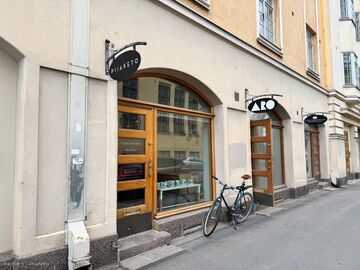 Vuokrataan: Työpöytä + workshoptilaa
