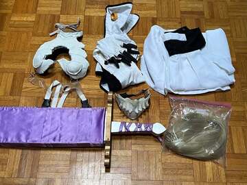 Selling with online payment: Herribel Costume from Bleach with handmade ‘Bone’ Top