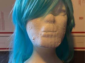 Selling with online payment: Light Blue/ Teal Short wig with a side pony