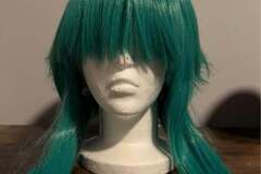 Selling with online payment: Green/Teal Gumi Wig