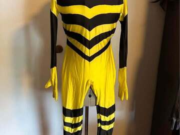 Selling with online payment: Queen bee miraculous ladybug Costume Kids Large