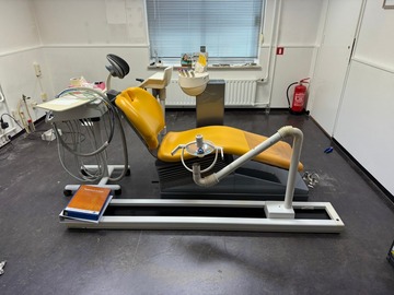 Gebruikte apparatuur: Sirona C4+ unit stoel met cart