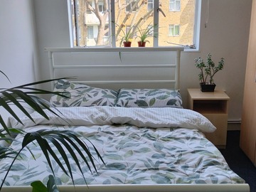 Room Available: Global Guardian Room - Female - South London 