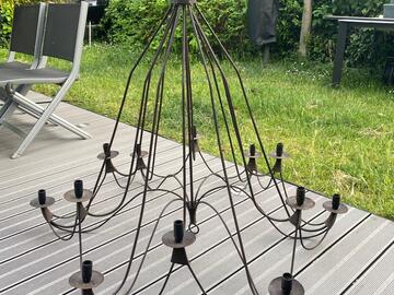Vente: Lustre en metal ( electrique)