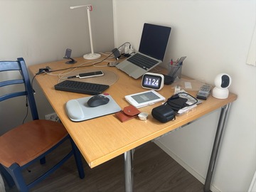 Myydään: Tables * 2, chairs * 4, bed * 1