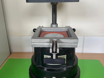 Gebruikte apparatuur: The Essix Machine