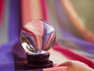 Selling: Psychic Reading 